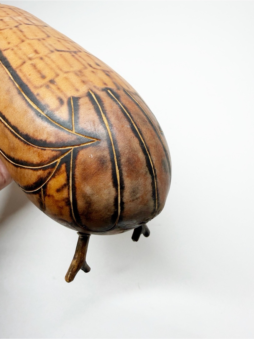 Vintage Folk Art Hand Carved Etched Penguin Gourd - Picture 8 of 9